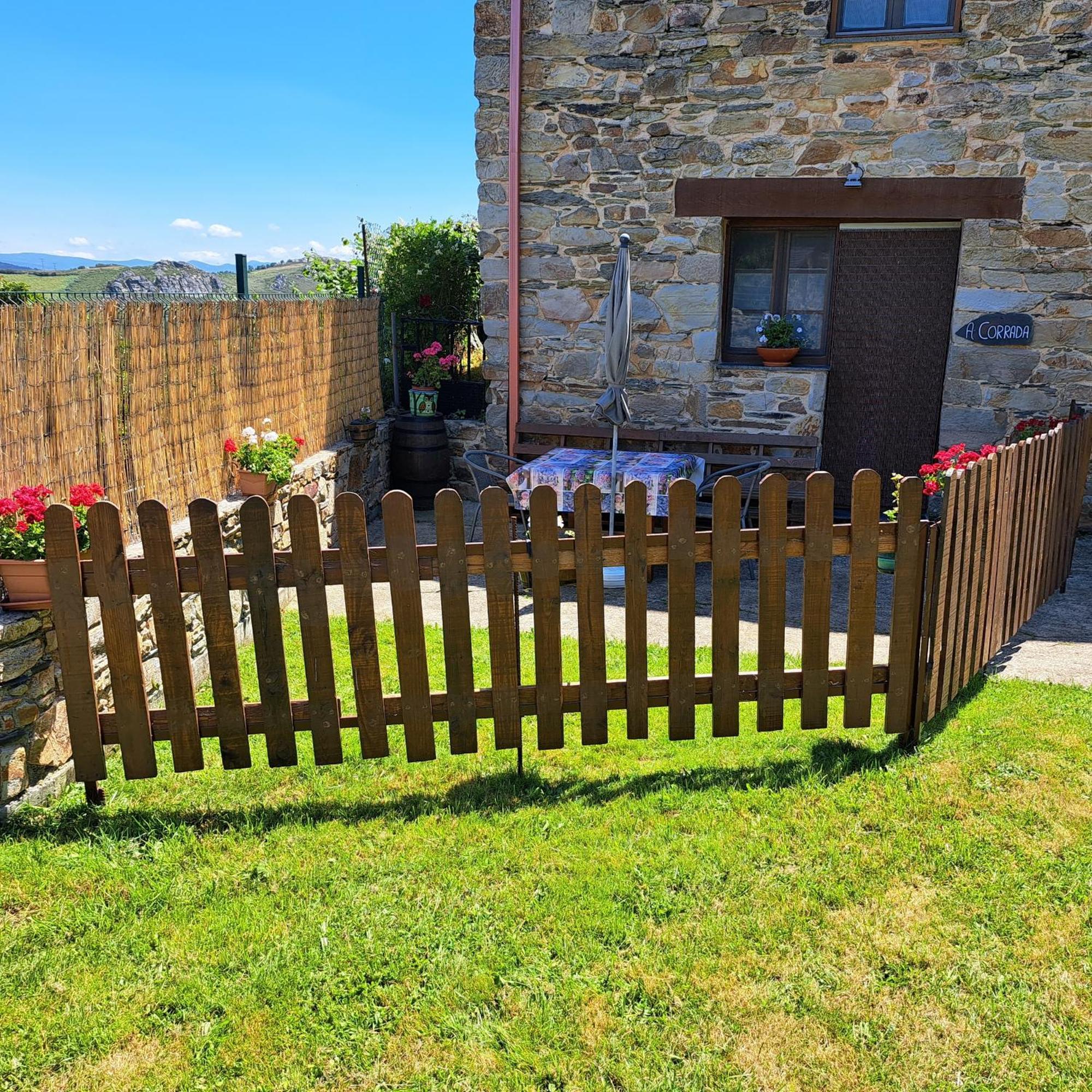 Apartamentos Rurales Tia Vicenta Santa Eulalia de Oscos Buitenkant foto