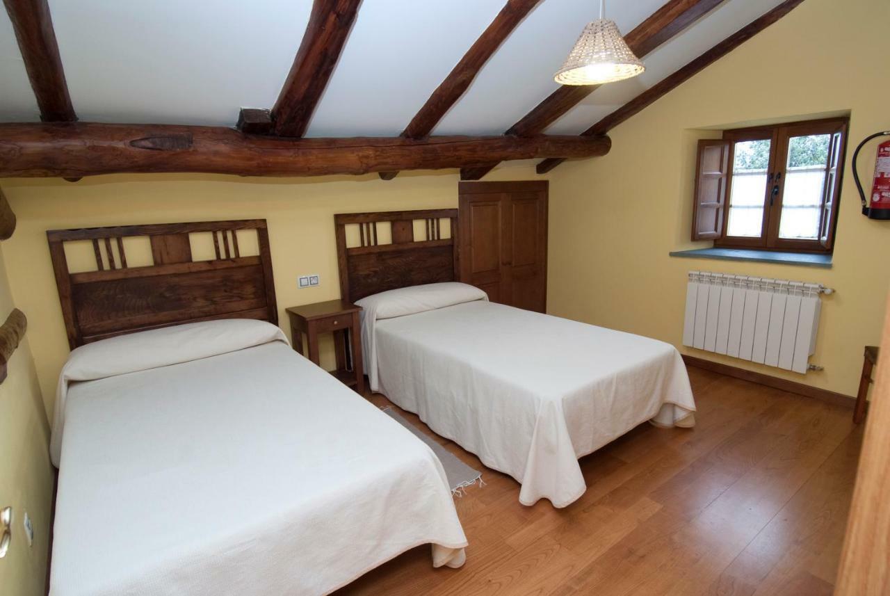 Apartamentos Rurales Tia Vicenta Santa Eulalia de Oscos Buitenkant foto