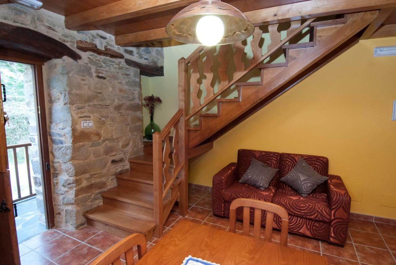 Apartamentos Rurales Tia Vicenta Santa Eulalia de Oscos Buitenkant foto